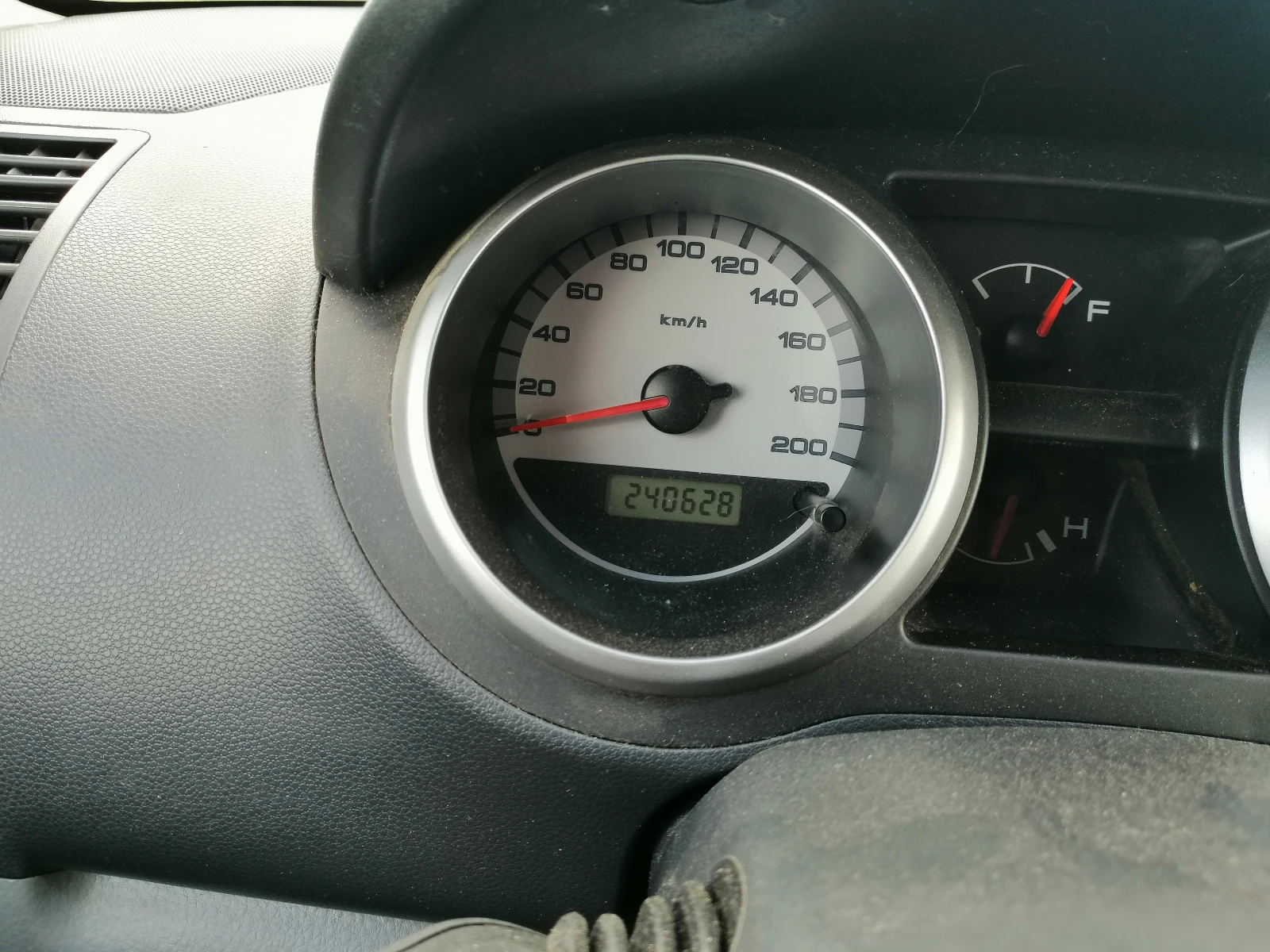 Suzuki Ignis, снимка 3 - Автомобили и джипове - 54684961