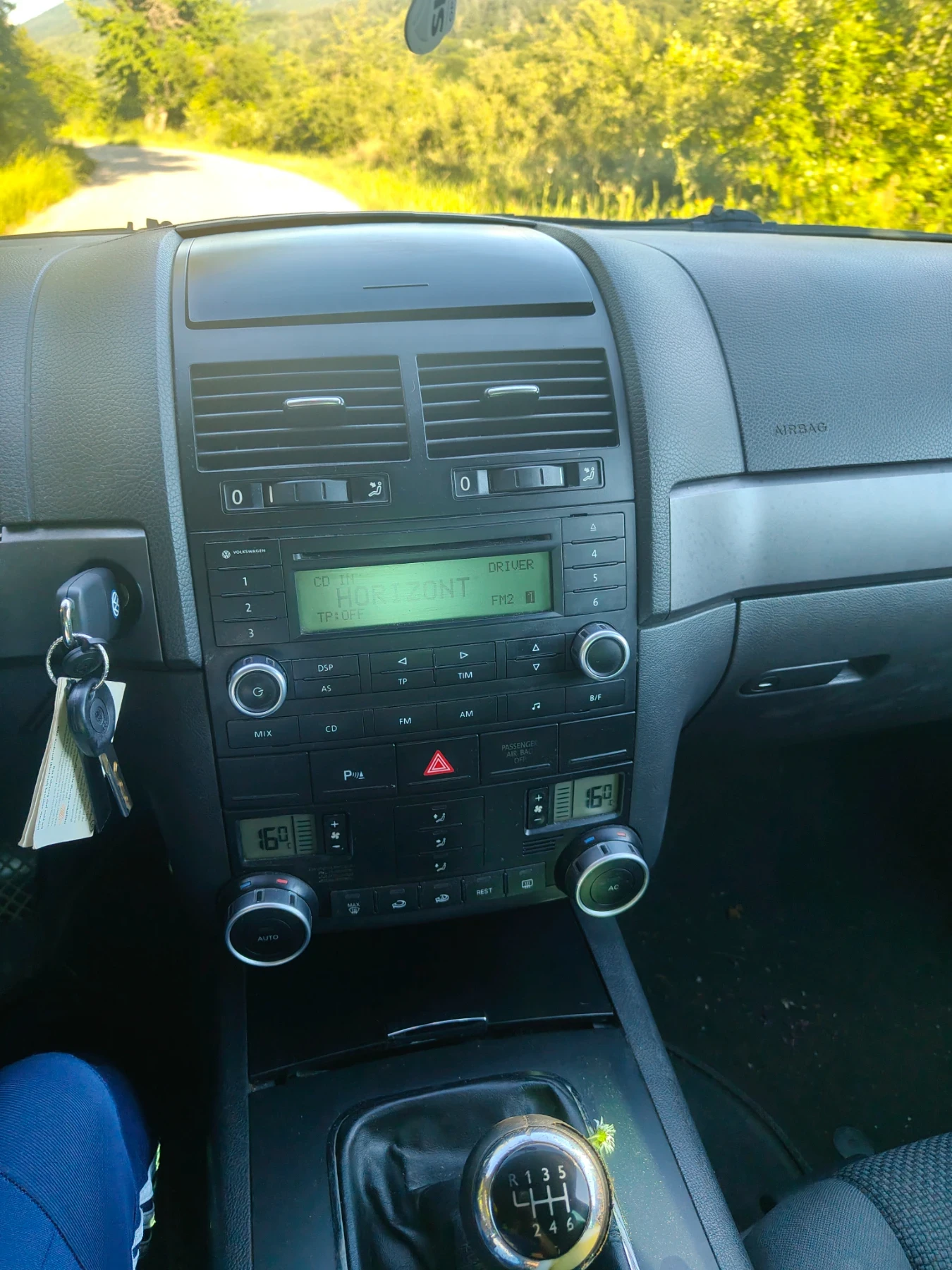 VW Touareg, снимка 11 - Автомобили и джипове - 54934082