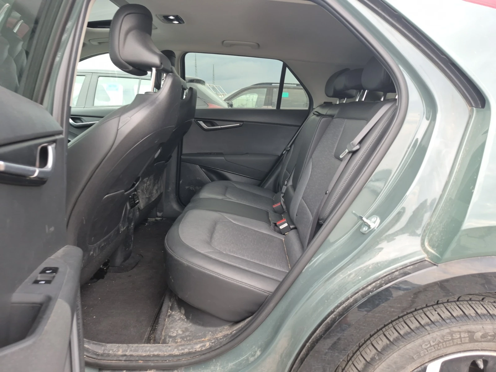 Kia Niro Limited, снимка 12 - Автомобили и джипове - 55264156