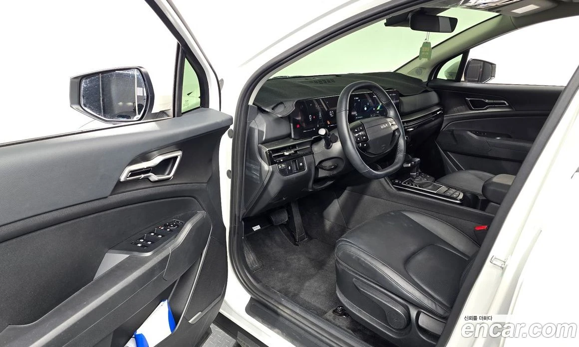Kia Sportage 1.6 Turbo Prestige * 10 657 KM, снимка 13 - Автомобили и джипове - 55676803