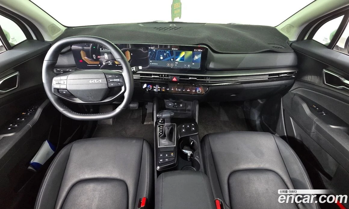 Kia Sportage 1.6 Turbo Prestige * 10 657 KM, снимка 10 - Автомобили и джипове - 55676803