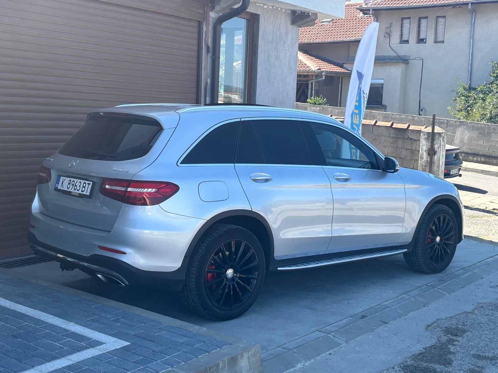 Mercedes-Benz GLC 300 4 MATIC, снимка 4 - Автомобили и джипове - 55683135