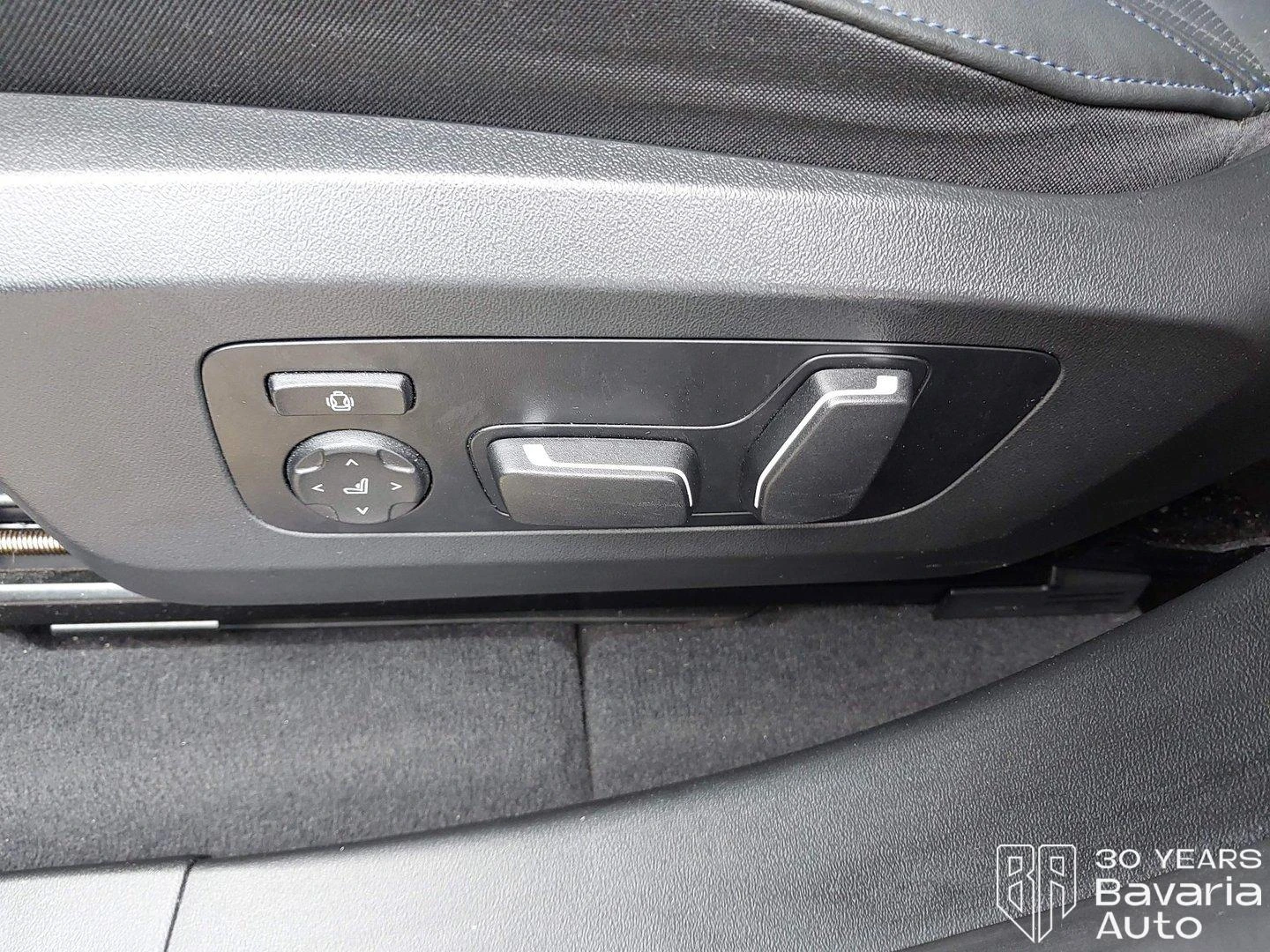 BMW X3 20 xDrive Steptronic, снимка 12 - Автомобили и джипове - 55974106