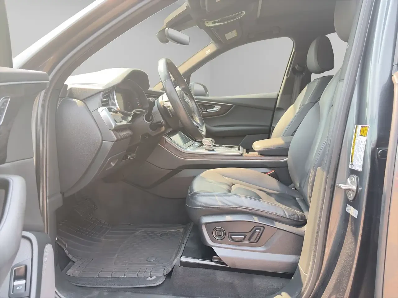 Audi Q7, снимка 11 - Автомобили и джипове - 56180534