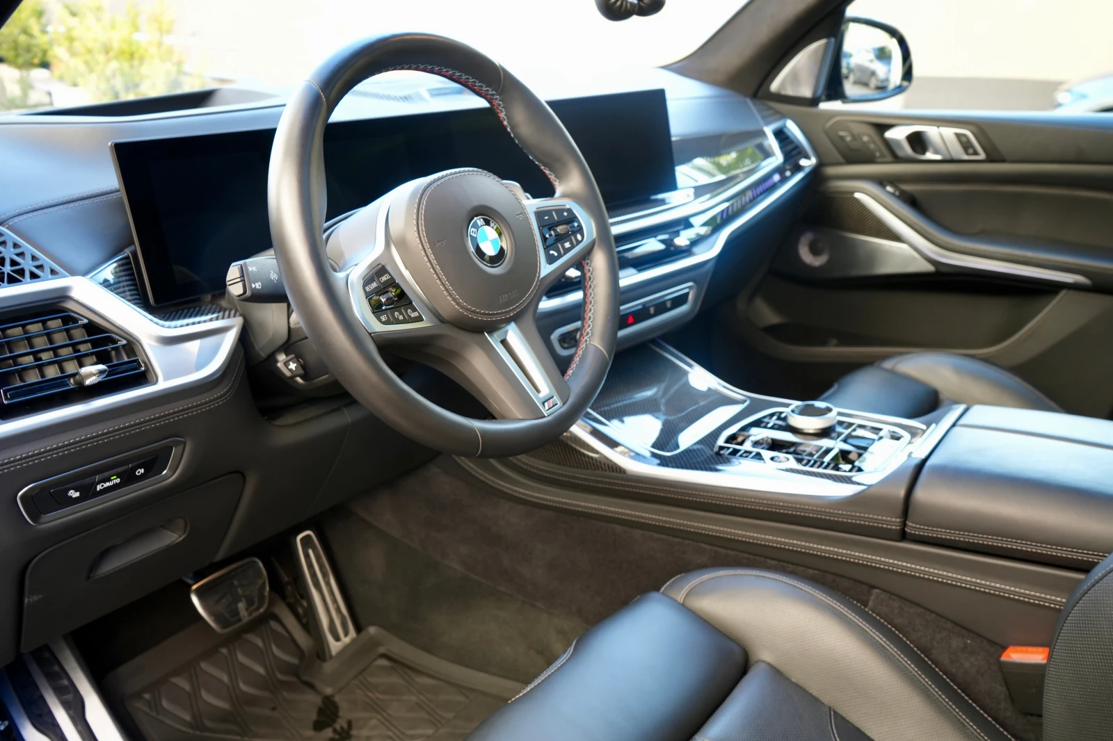BMW X7 M60i, снимка 9 - Автомобили и джипове - 56346835