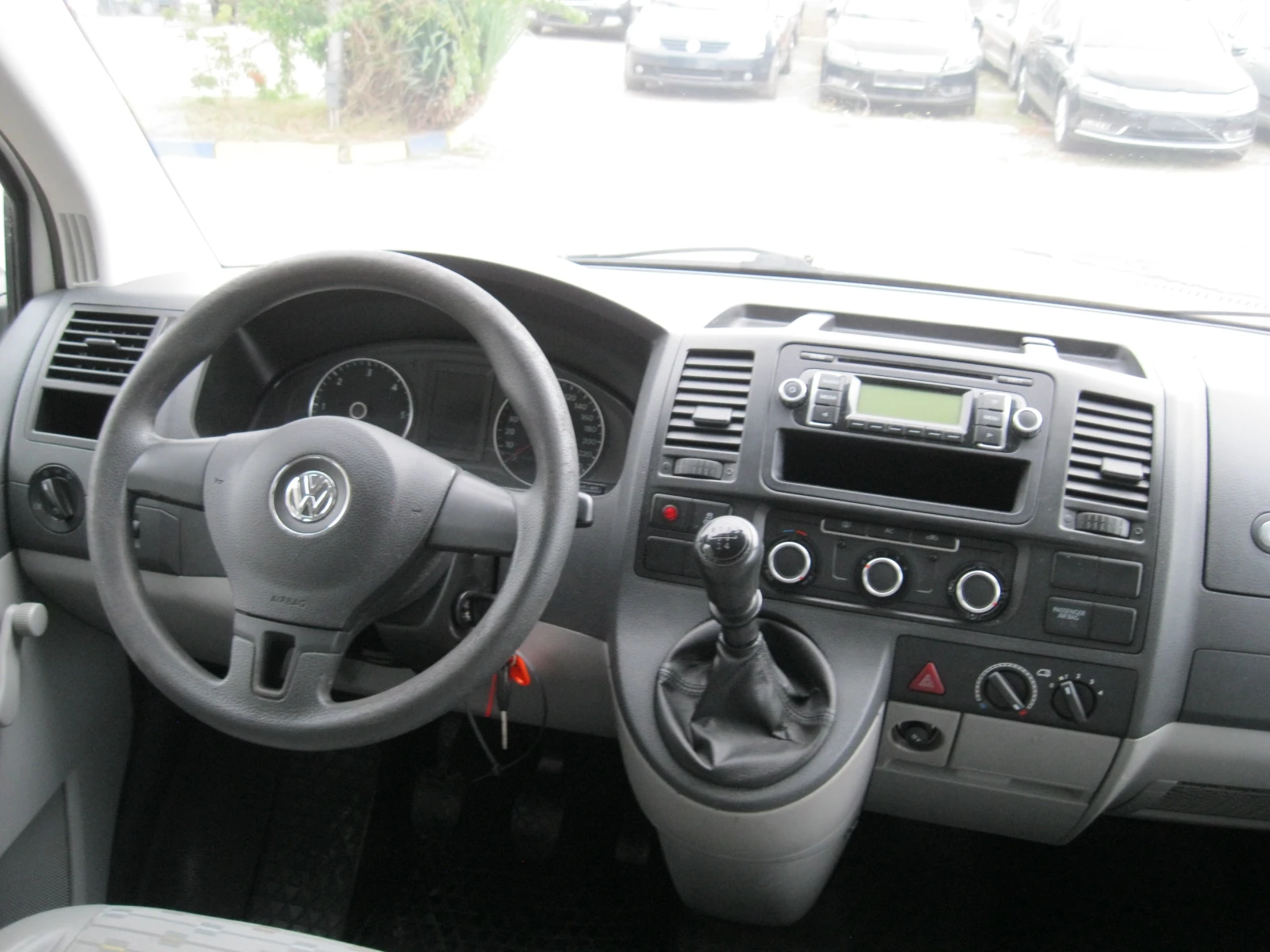 VW Transporter LONG , снимка 11 - Бусове и автобуси - 56748596