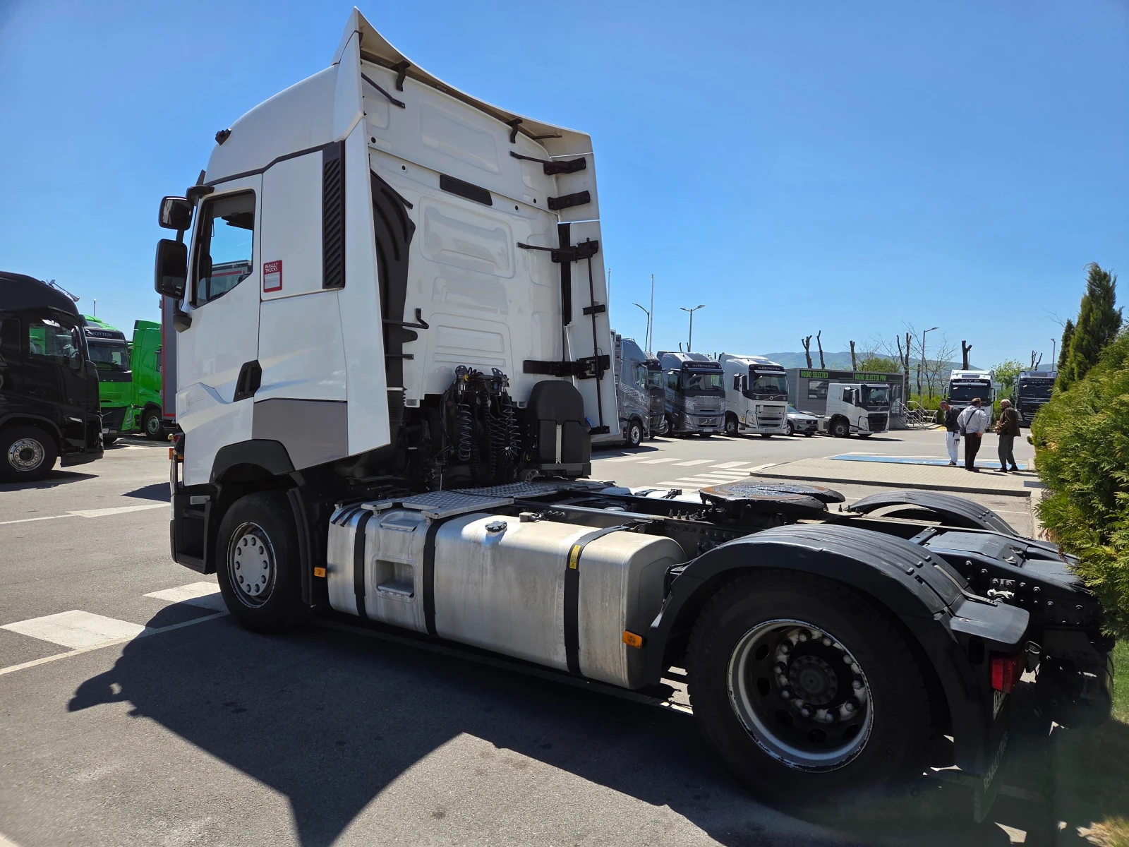 Renault T Стандартен-Собствен ЛИЗИНГ - изображение 4