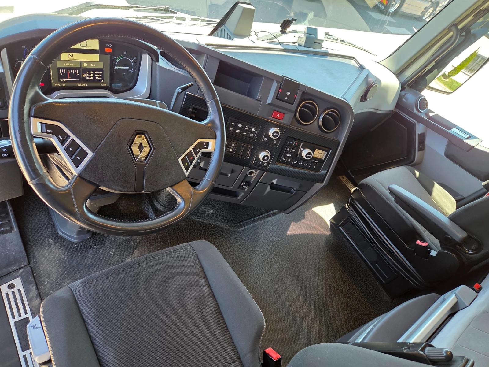 Renault T Стандартен-Собствен ЛИЗИНГ - изображение 6