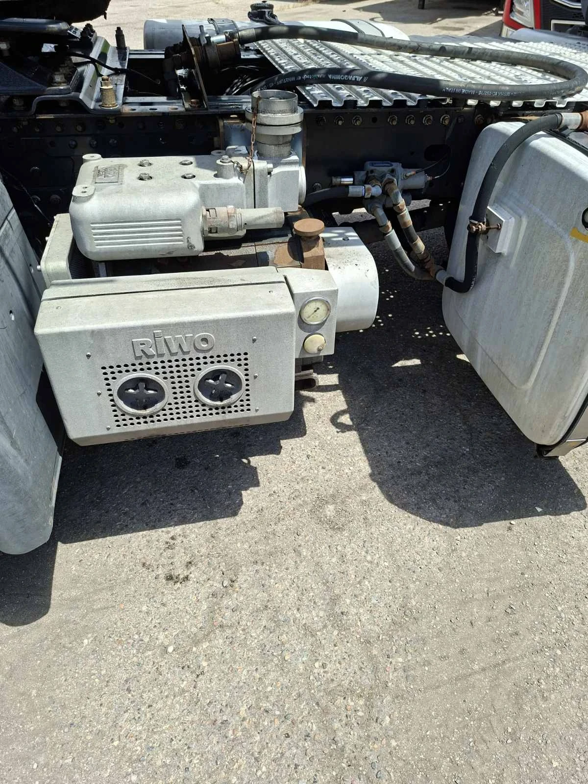 Man Tgs Компресор за буре, снимка 6 - Камиони - 55165202