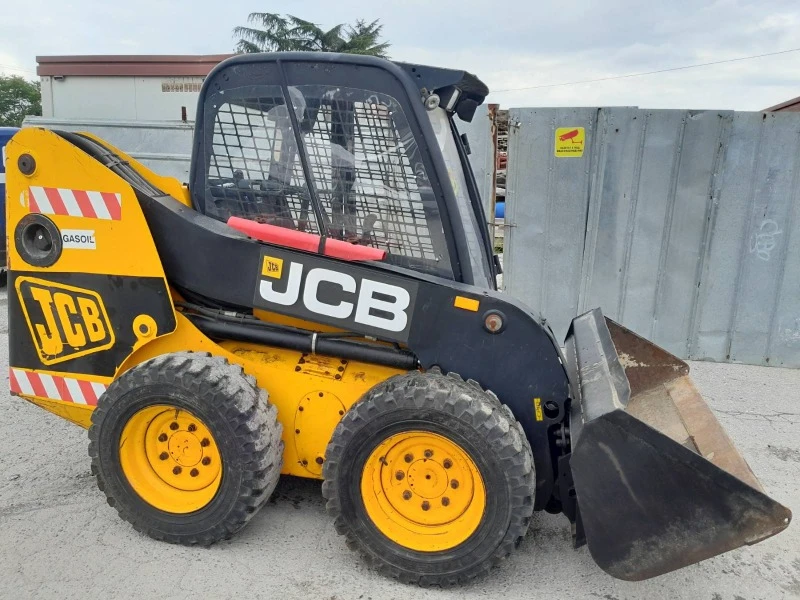 Мини челни товарачи JCB ROBOT 160, снимка 2 - Индустриална техника - 46739206