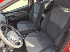 Toyota Yaris 1, 5i ХИБРИД Италия , снимка 8