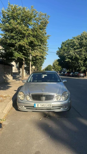  Mercedes-Benz E 320