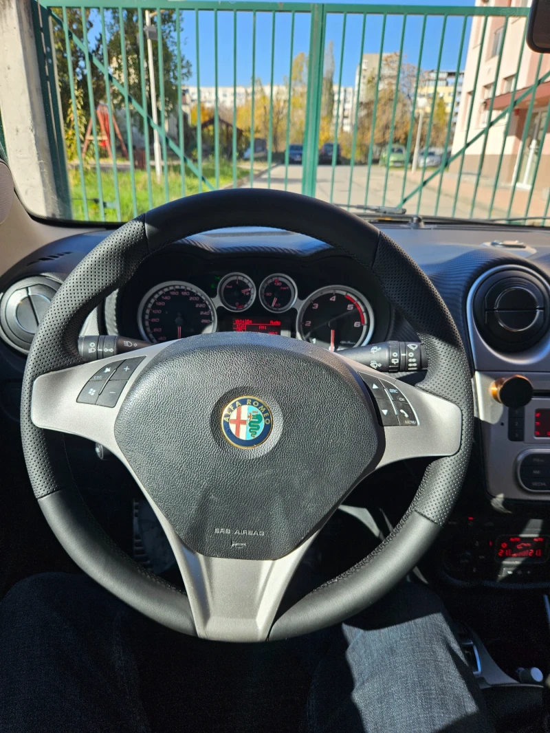 Alfa Romeo MiTo 1.3 JTDm, снимка 3 - Автомобили и джипове - 47987717