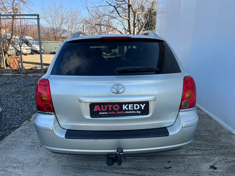 Toyota Avensis 2.4i, снимка 6 - Автомобили и джипове - 48331655