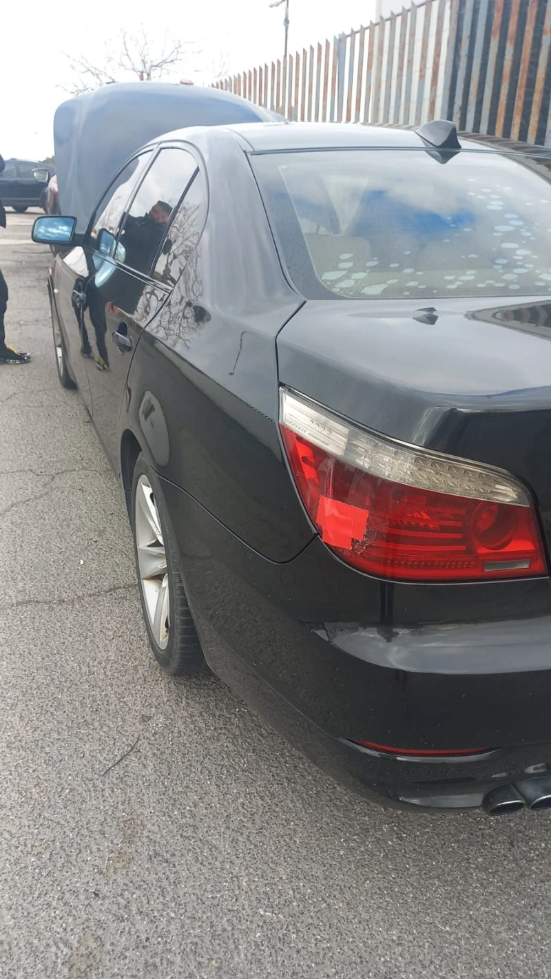 BMW 525 3.0D facelift, снимка 9 - Автомобили и джипове - 48505875