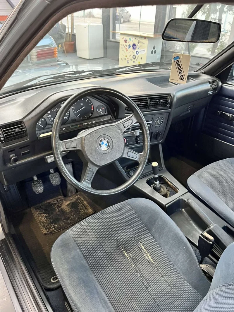 BMW 318, снимка 9 - Автомобили и джипове - 49379915