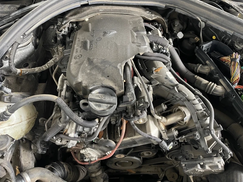 BMW 320 xDrive 190кс 55000км, снимка 11 - Автомобили и джипове - 52962254