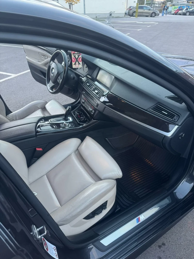 BMW 525 N57 M PACK/COMFORT/HEAD UP, снимка 11 - Автомобили и джипове - 52709612