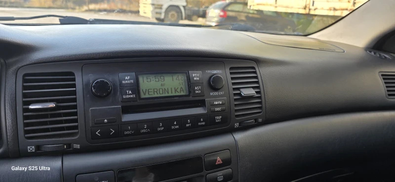 Toyota Corolla, снимка 14 - Автомобили и джипове - 52229821