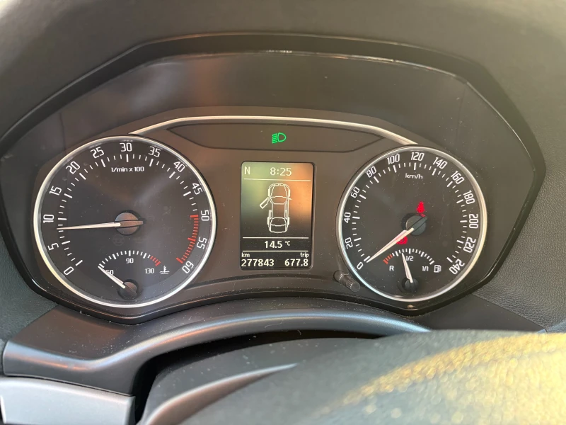 Skoda Octavia, снимка 5 - Автомобили и джипове - 52597954