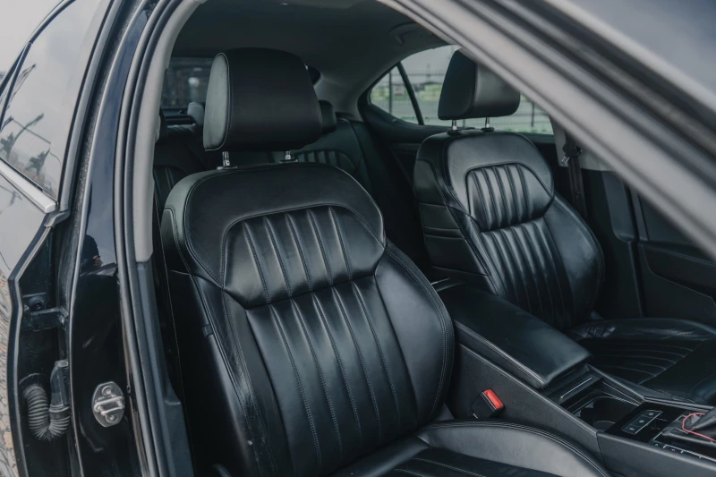 Skoda Superb 2.0 TDI DISTRONIC, снимка 10 - Автомобили и джипове - 52381916