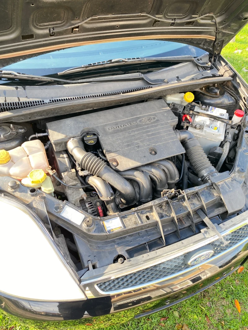 Ford Fiesta 1.4 бензин(chia), снимка 13 - Автомобили и джипове - 52507471