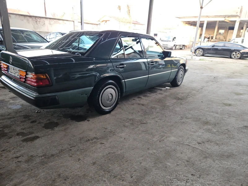 Mercedes-Benz 124 2.3, снимка 7 - Автомобили и джипове - 52878082