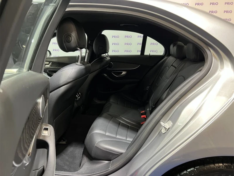 Mercedes-Benz C 300 AMG* MULTILED BEAM* KEYLESS, снимка 15 - Автомобили и джипове - 53085926