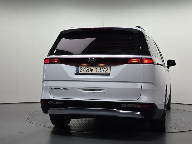 Kia Carnival 4Th Generation Gasoline 9-Seater Signature | Mobile.bg � ����������� 4