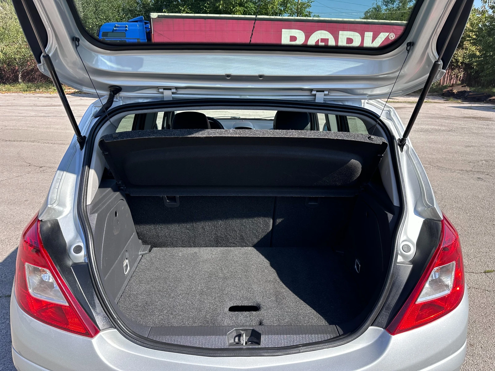 Opel Corsa 1.2i EURO5B;Фабрична Газ | Mobile.bg — изображение 15