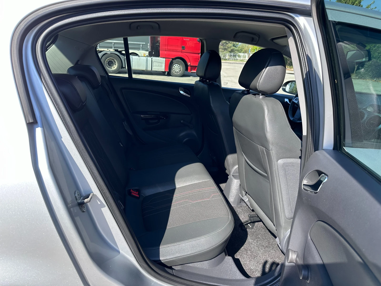 Opel Corsa 1.2i EURO5B;Фабрична Газ | Mobile.bg — изображение 14