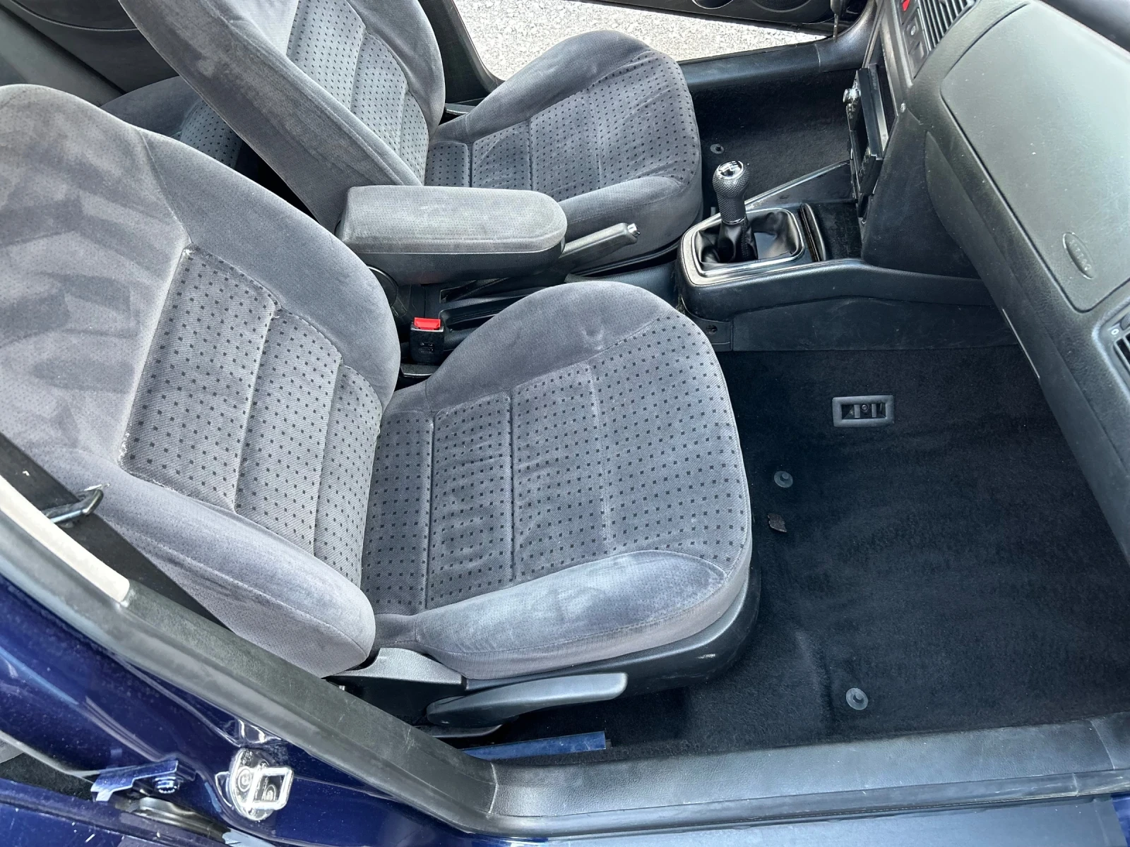 VW Golf 1.9TDi, 90к.с. 4Motion - изображение 7