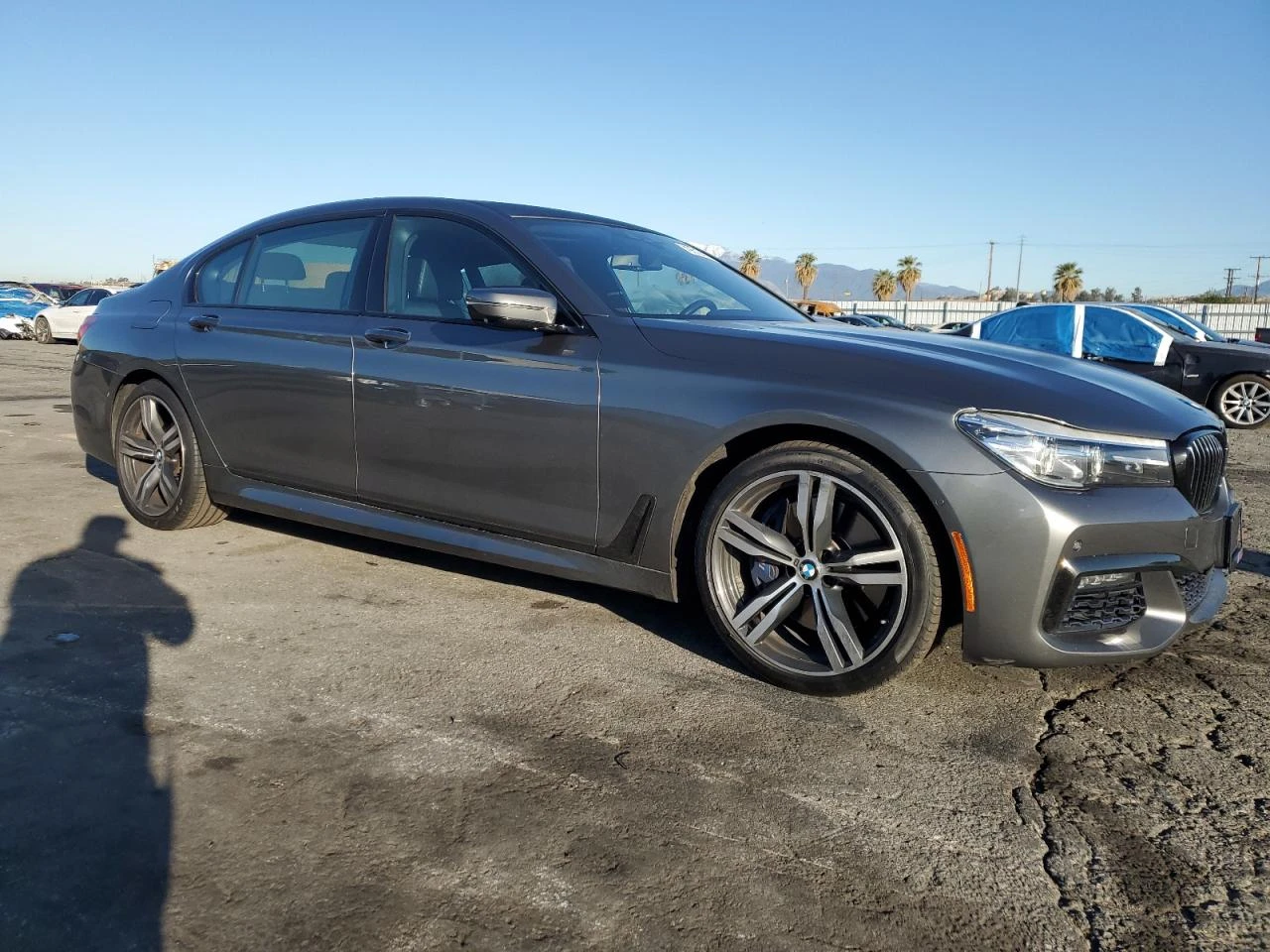 BMW 740 MPACK* HEADUP* МАСАЖ* HARMAN* 360* ОБДУХ* PANO - изображение 3
