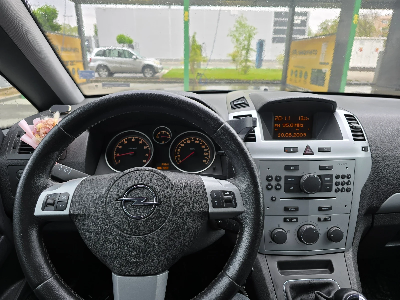 Opel Zafira 1.6 turbo  - изображение 9