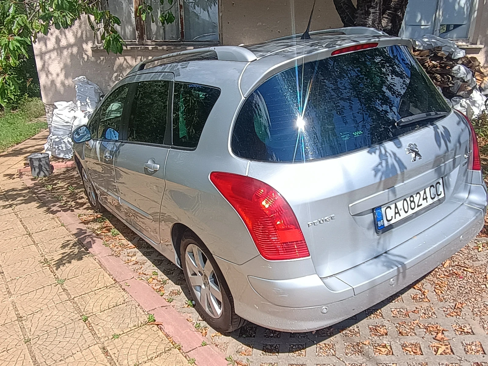 Peugeot 308 SW 6+ 1 места панорамен покрив - изображение 5