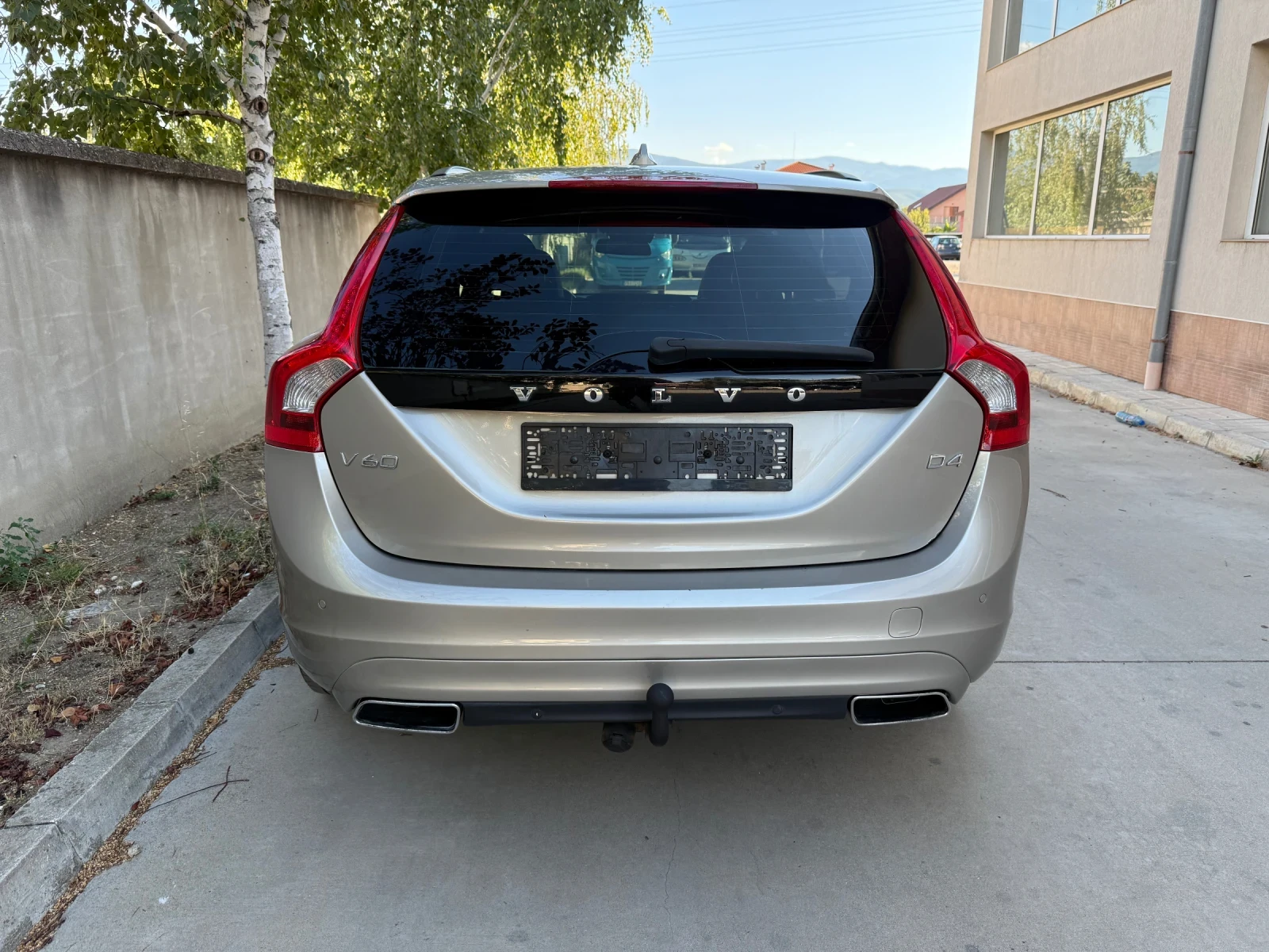 Volvo V60 D4  - изображение 4