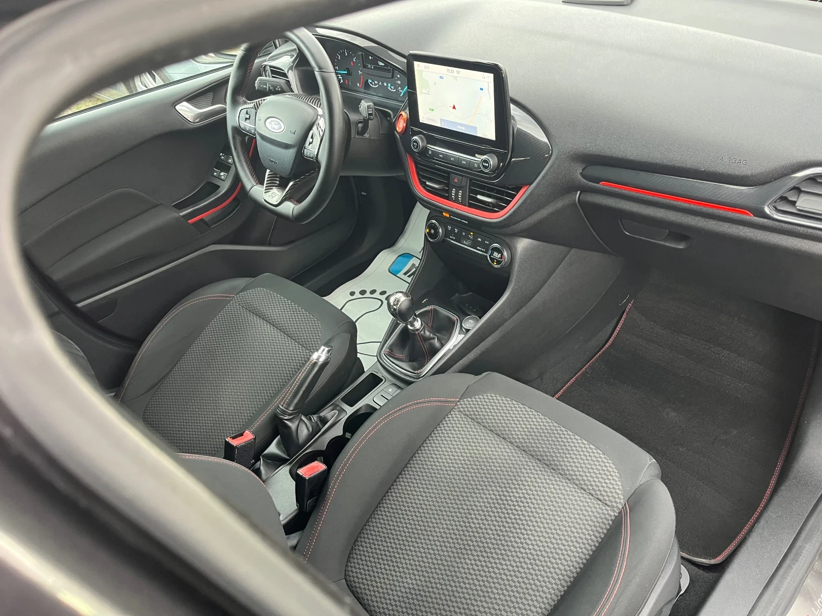 Ford Fiesta 1.5CDTI ST Line full | Mobile.bg — изображение 11