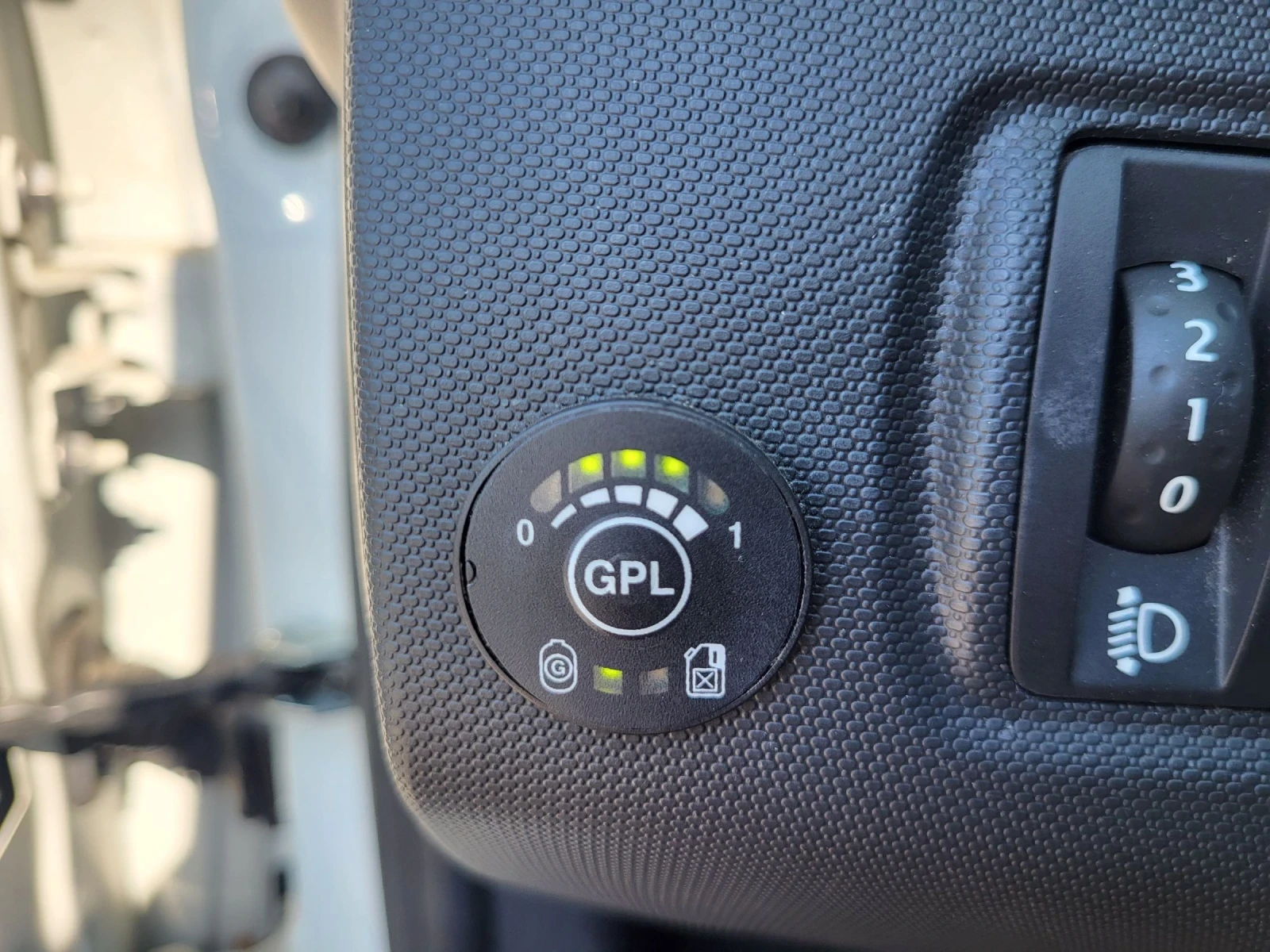 Renault Clio 1.2i gaz | Mobile.bg   11