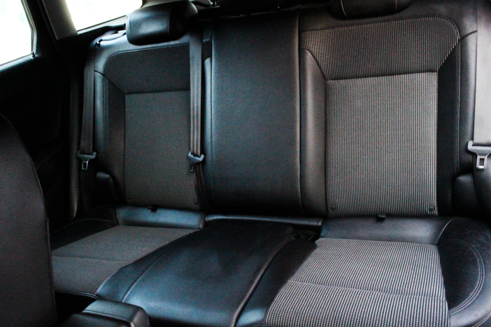 Opel Astra 1.4 GPL, снимка 11 - Автомобили и джипове - 53905001