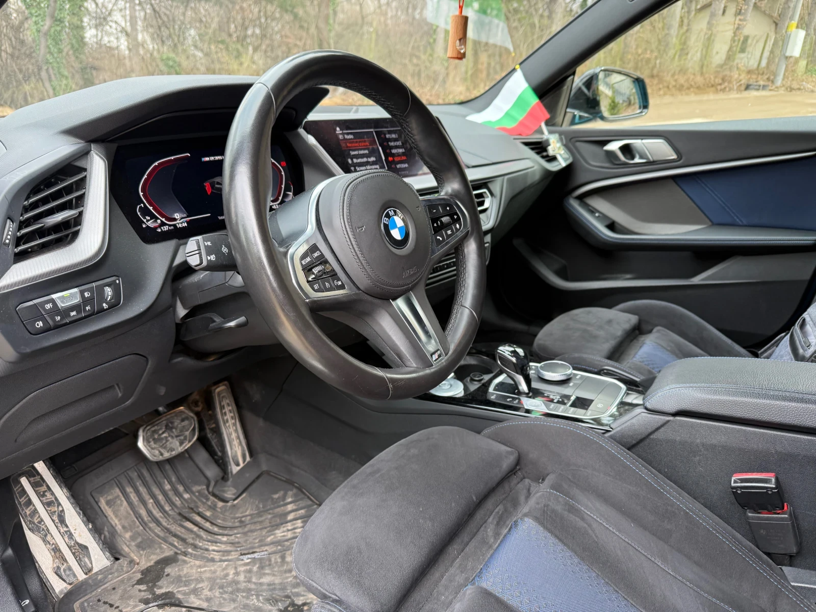 BMW 2 Gran Coupe M235, снимка 14 - Автомобили и джипове - 53934361