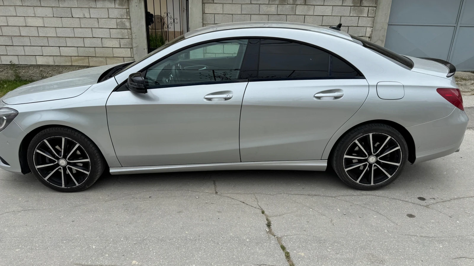 Mercedes-Benz CLA 220, снимка 7 - Автомобили и джипове - 54509120