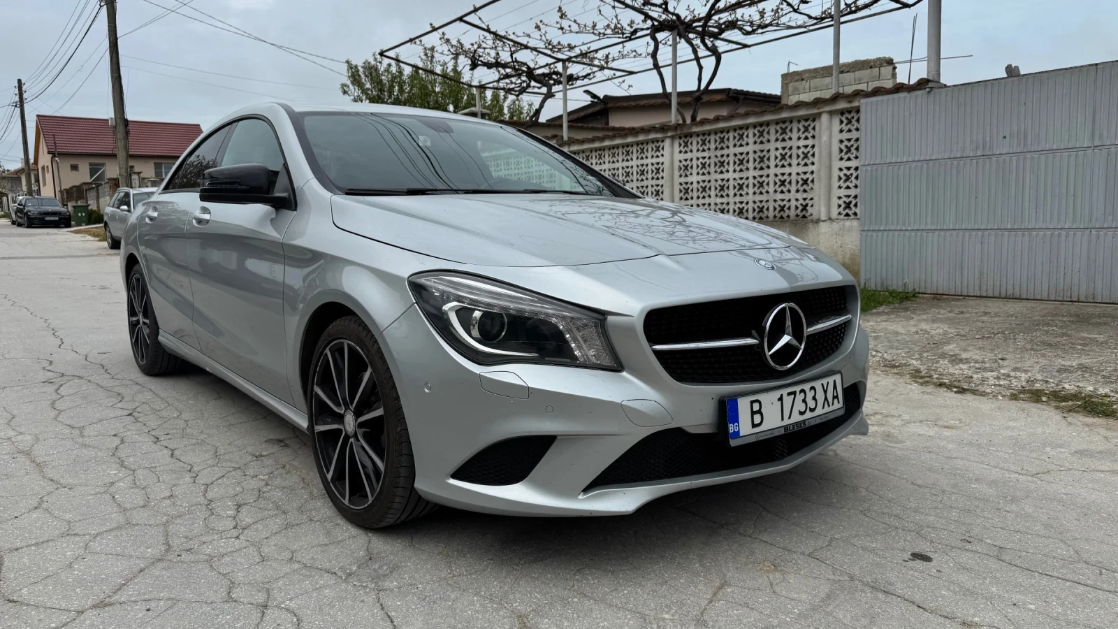 Mercedes-Benz CLA 220