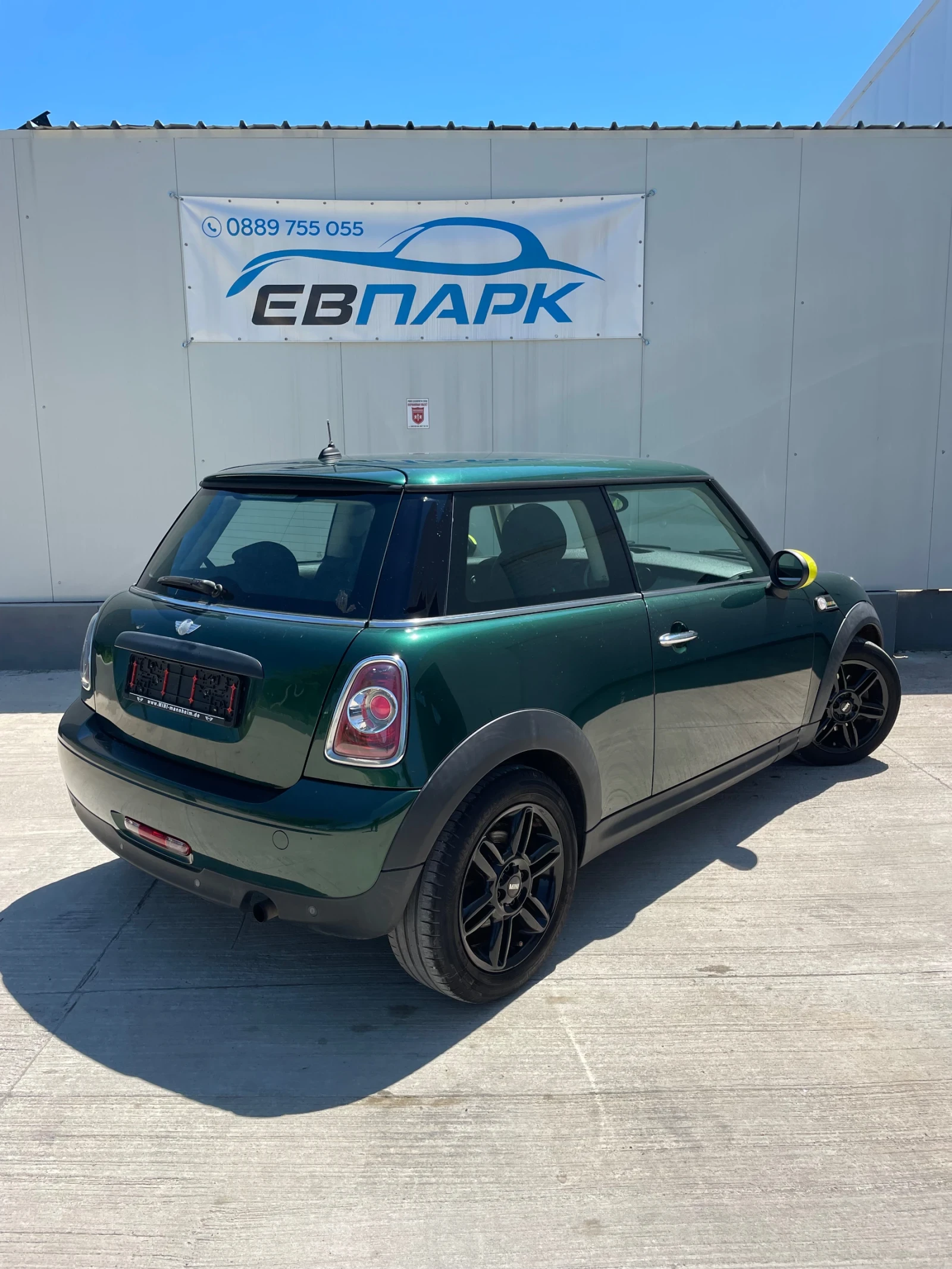 Mini Cooper 1.6i-75к.с., снимка 5 - Автомобили и джипове - 54943852