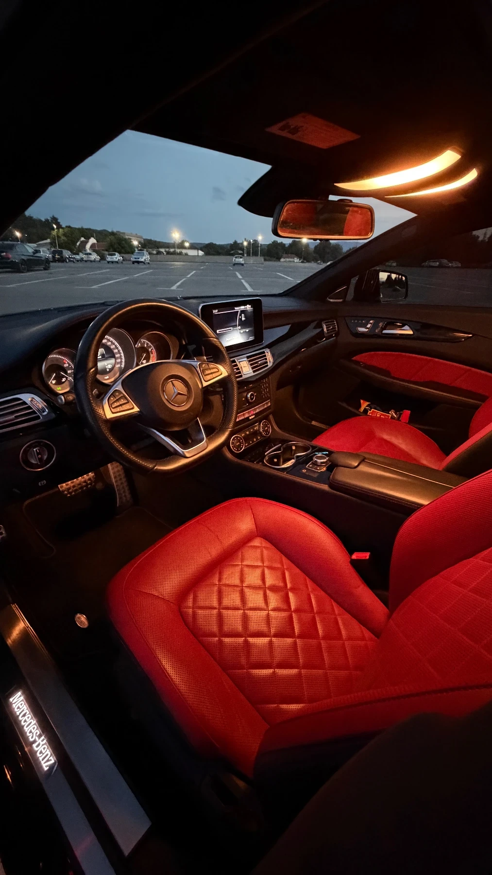Mercedes-Benz CLS 400 4 MATIC AMG ПАКЕТ | DESIGNO RED | ЕЛ.ЩОРА | , снимка 9 - Автомобили и джипове - 55319259