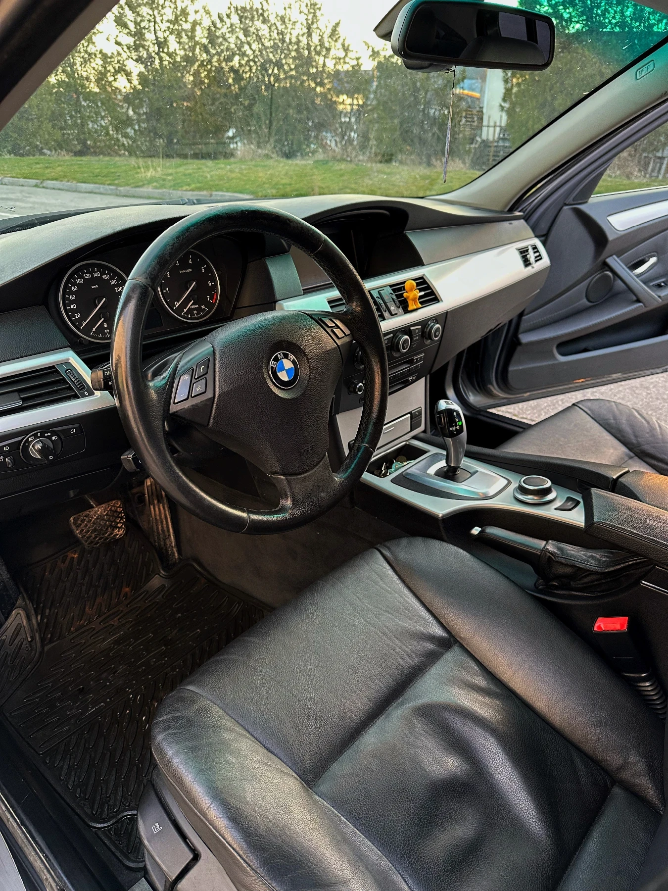 BMW 523, снимка 7 - Автомобили и джипове - 55327382