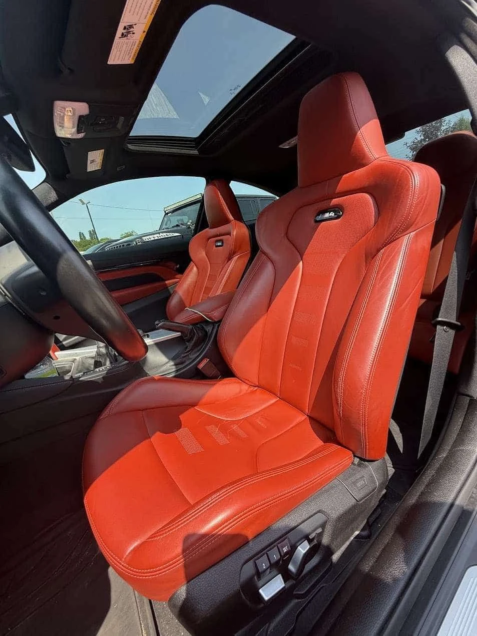 BMW M4 * 6 Speed Manual * CARFAX * ЦЕНА ДО БГ, снимка 7 - Автомобили и джипове - 55421109