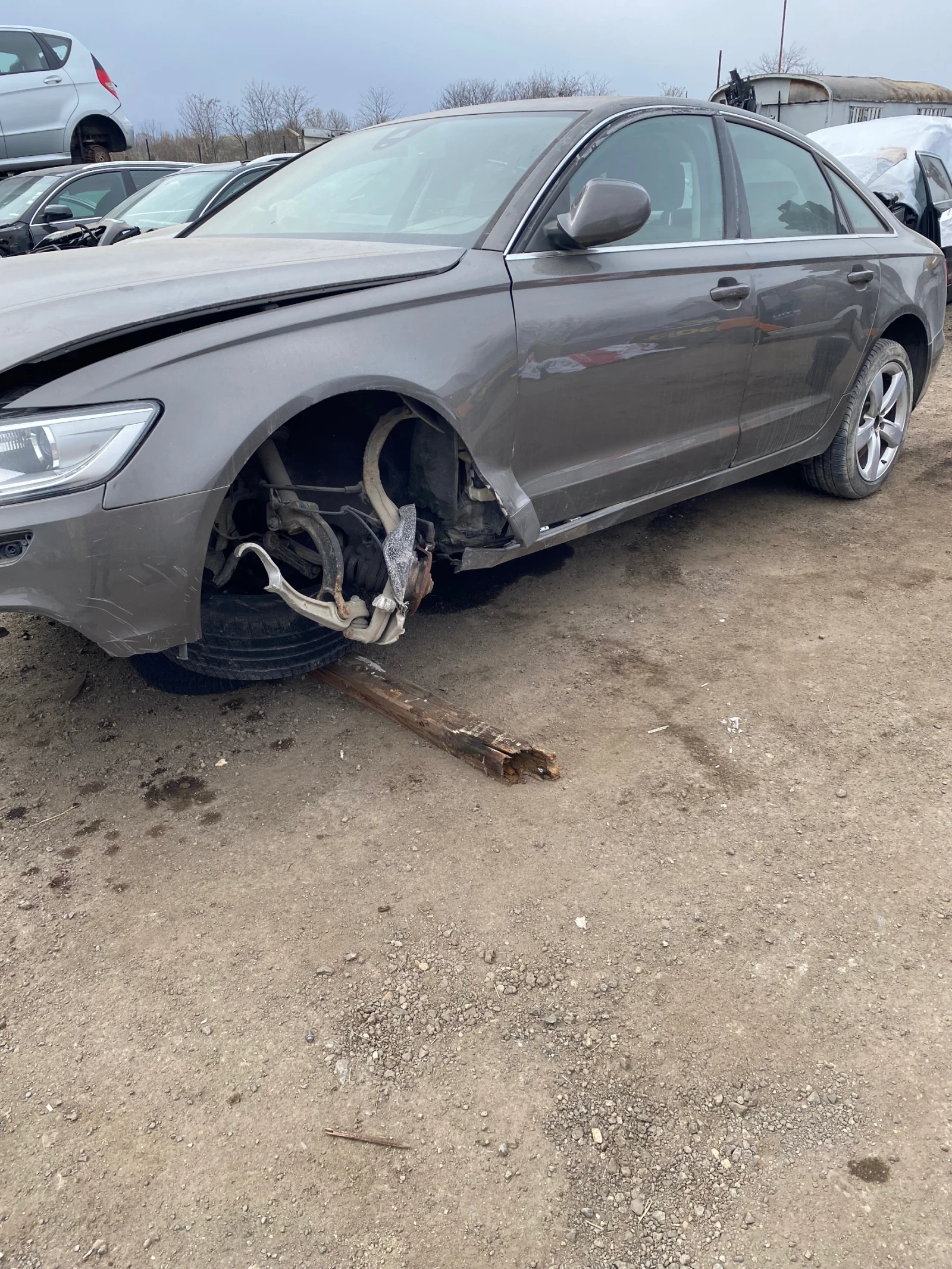 Audi A6, снимка 2 - Автомобили и джипове - 55435636