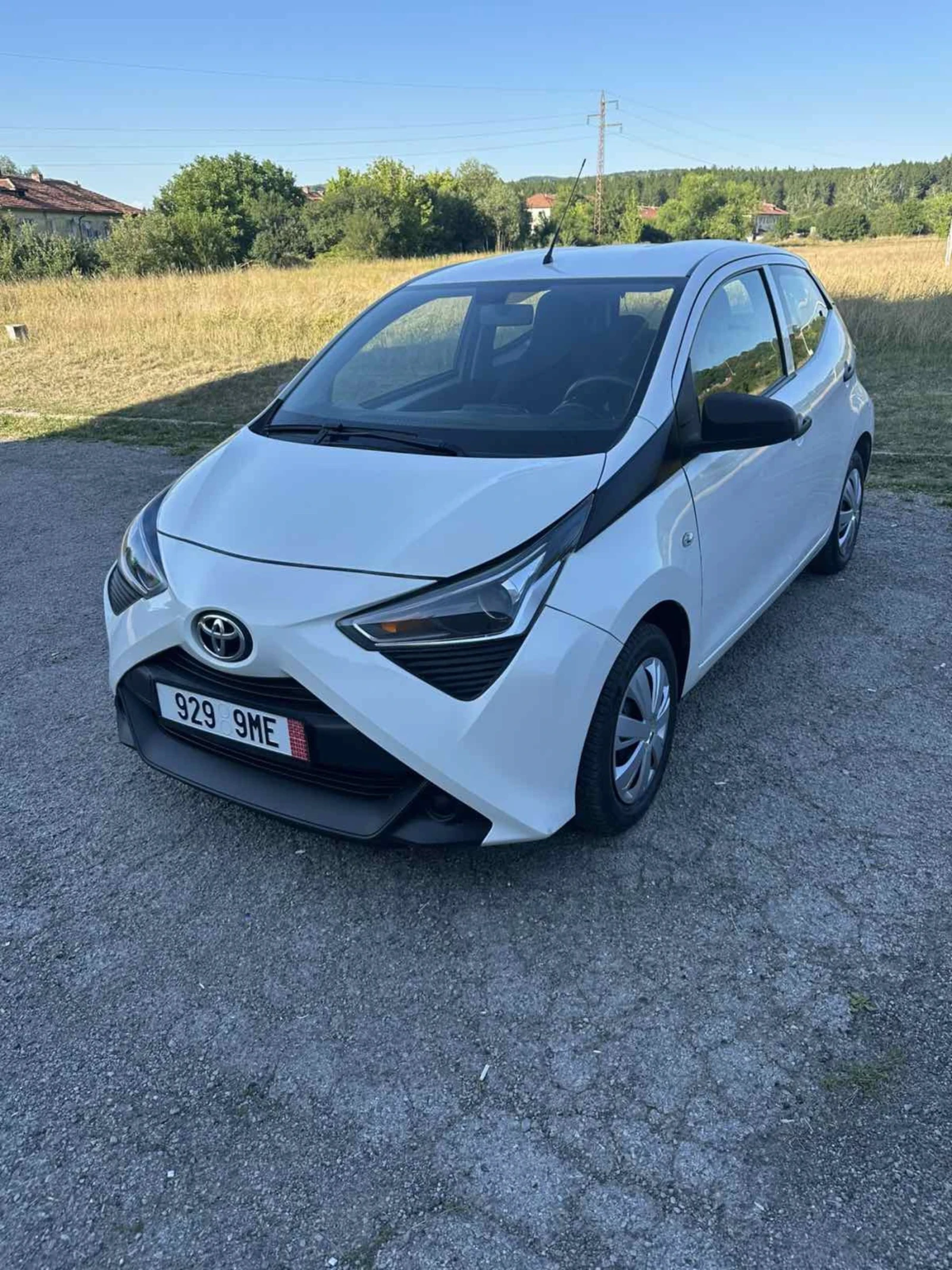 Toyota Aygo 1.0, снимка 2 - Автомобили и джипове - 55544877