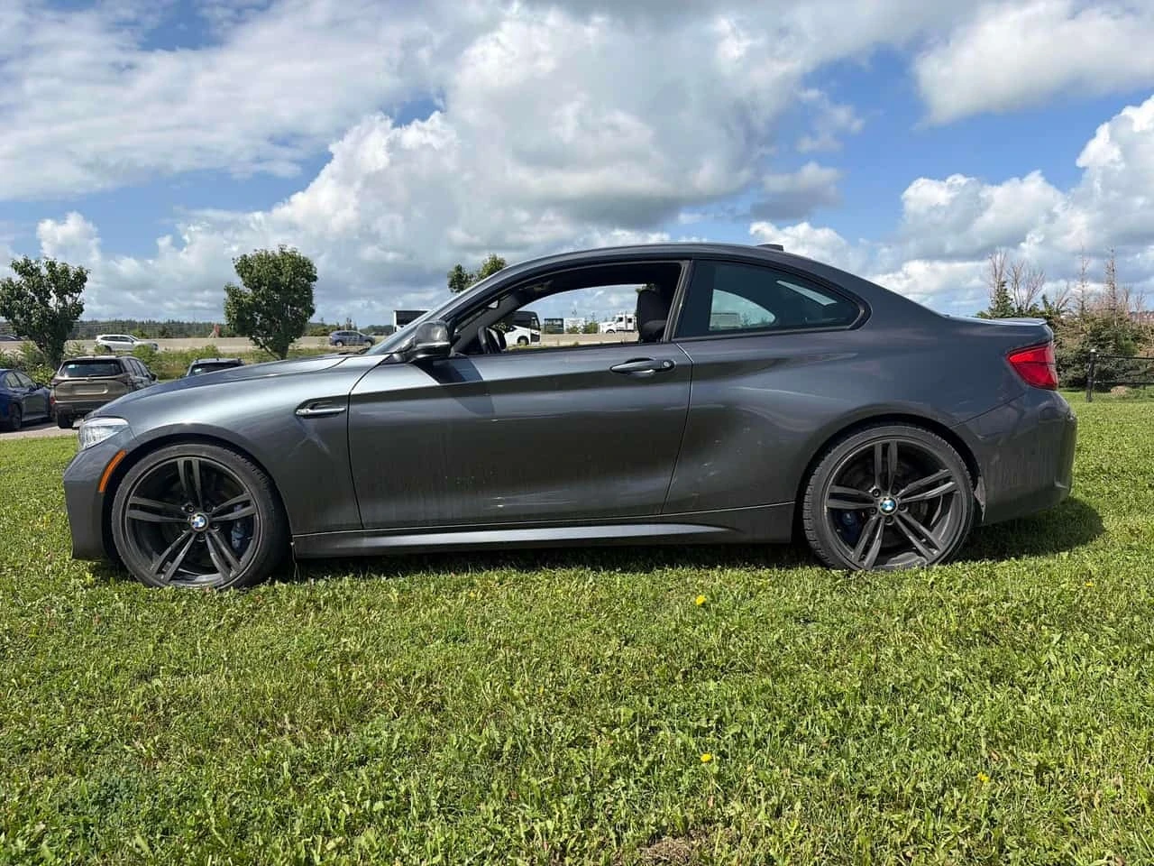 BMW M2 * Coupe * АВТОКРЕДИТ БЕЗ ПЪРВОНАЧАЛНА ВНОСКА* , снимка 2 - Автомобили и джипове - 55774546