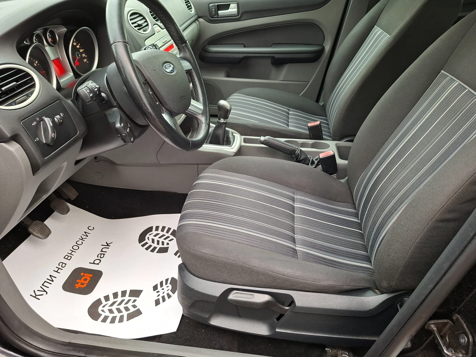 Ford Focus КАТО НОВ , снимка 7 - Автомобили и джипове - 56508746